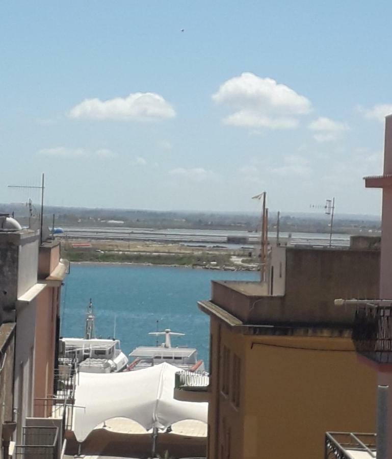 A Due Passi Dal Porto Lägenhet Trapani Exteriör bild